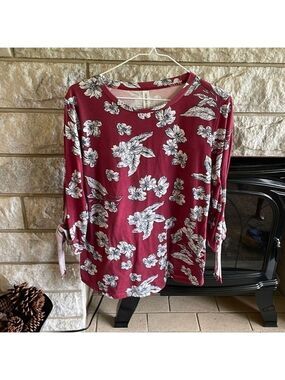 Tickled Teal Open Sleeve Floral Blouse Medium